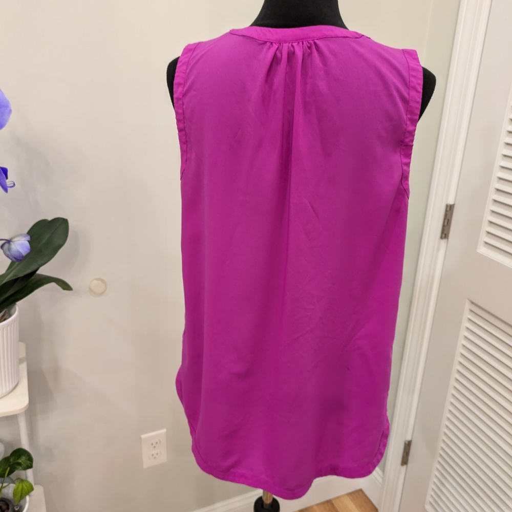 Attention Pink Relaxed Sleeveless Blouse Size L